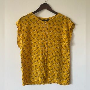 Vintage Italian Silk Print Yellow Short Sleeved Blouse Size M